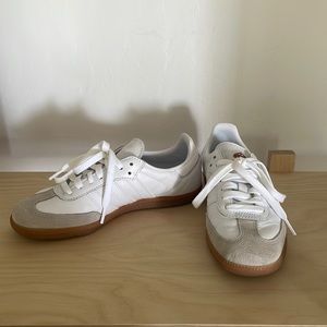 Adidas White Sambas